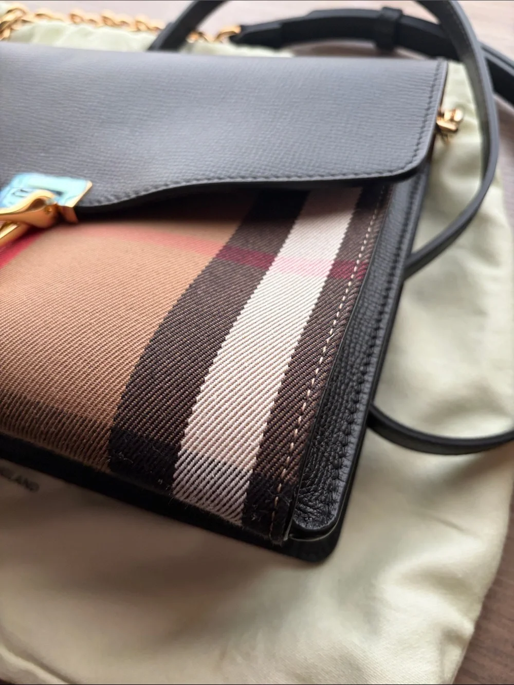 NWT Burberry Macken Bag